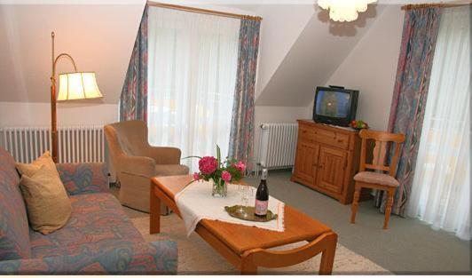 Landhaus Weilertal Hotel Badenweiler Bilik gambar